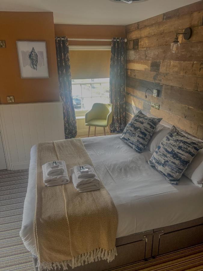 לייסטון The White Horse Hotel מראה חיצוני תמונה