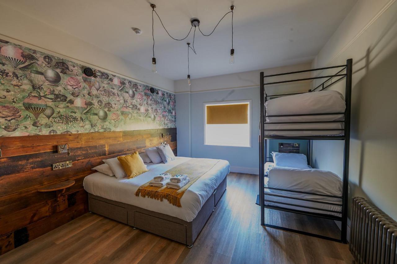 לייסטון The White Horse Hotel מראה חיצוני תמונה