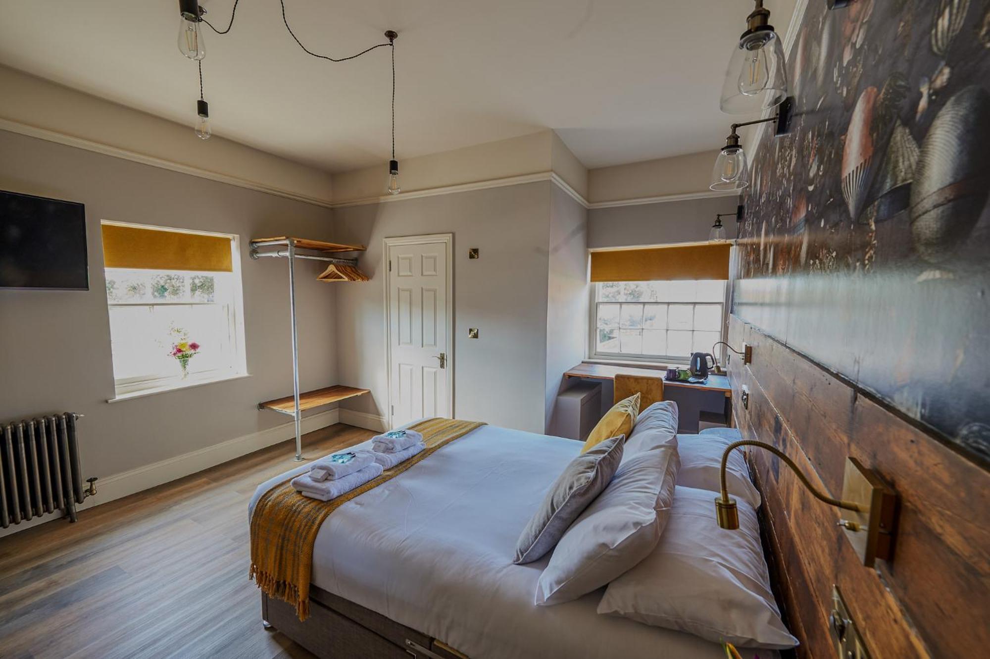 לייסטון The White Horse Hotel מראה חיצוני תמונה